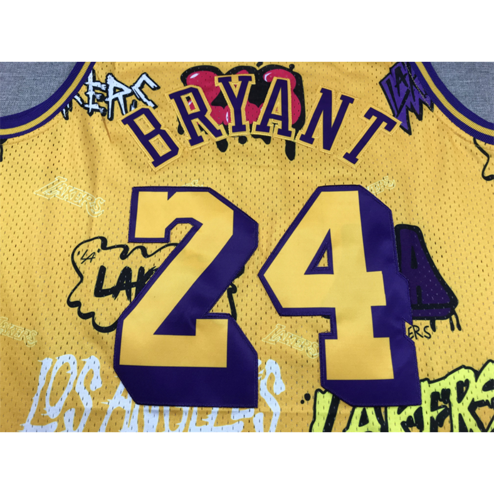 Kép 3/4 - Kobe BRYANT Grafiti Edition Los Angeles Lakers mez #24