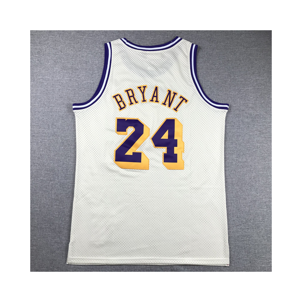 Kép 2/4 - Kobe BRYANT CreamWhite vintage Los Angeles Lakers mez #24