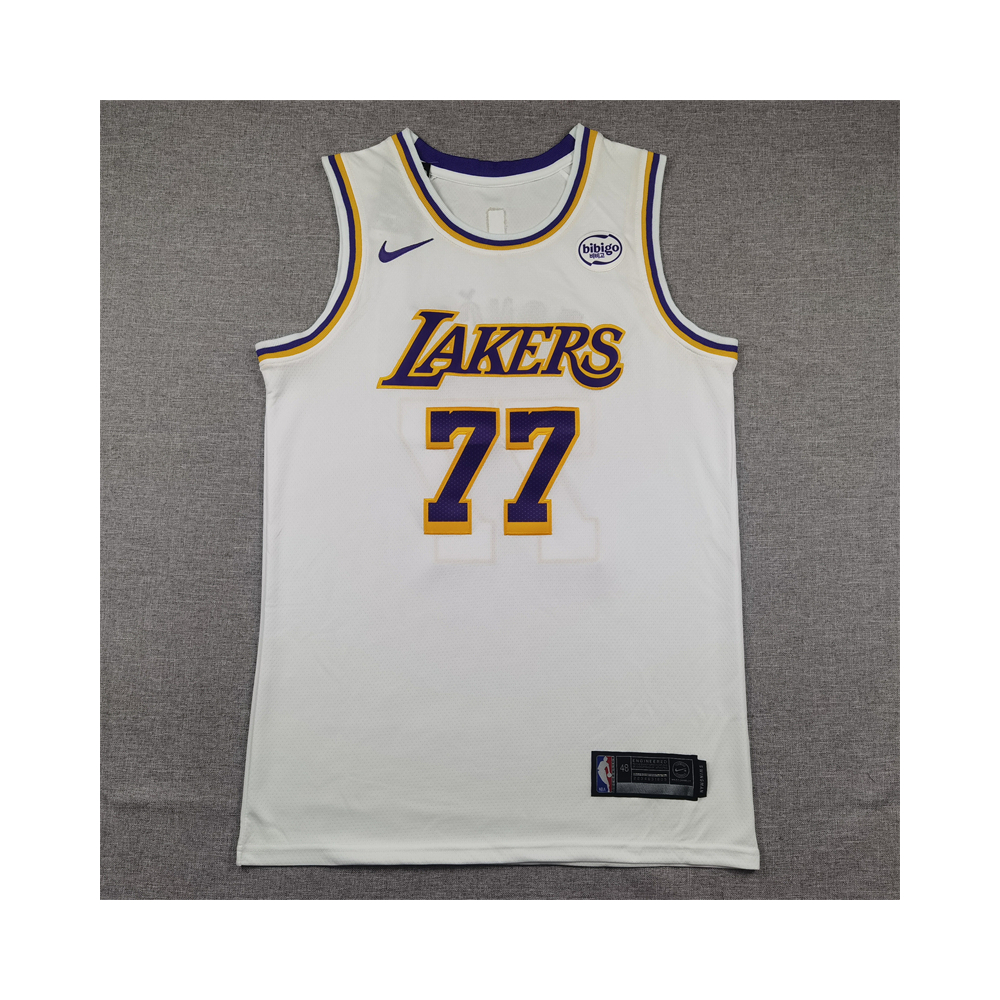 Kép 1/4 - Luka DONCIC fehér Los Angeles Lakers mez