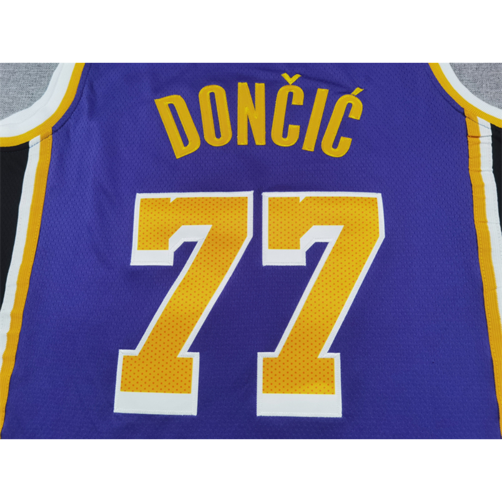 Kép 3/4 - Luka DONCIC lila Los Angeles Lakers mez