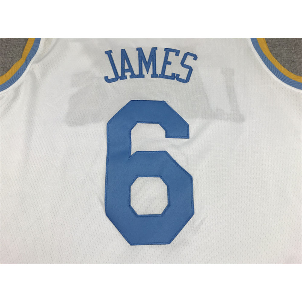 Kép 4/4 - james hardwood classics