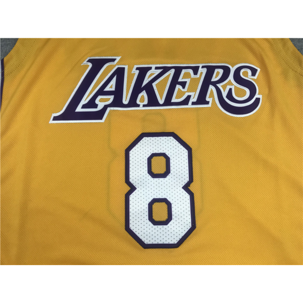 Kép 3/3 - Kobe BRYANT 2000-01 sárga The Finals Los Angeles Lakers mez #8