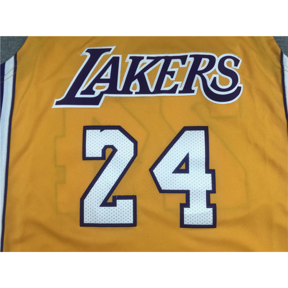 Kép 3/3 - Kobe BRYANT 2006-07 sárga Los Angeles Lakers mez #24