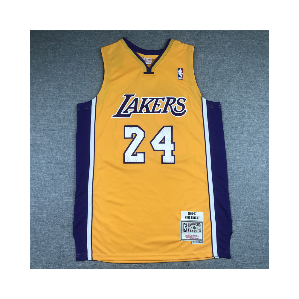 Kép 1/3 - Kobe BRYANT 2006-07 sárga Los Angeles Lakers mez #24