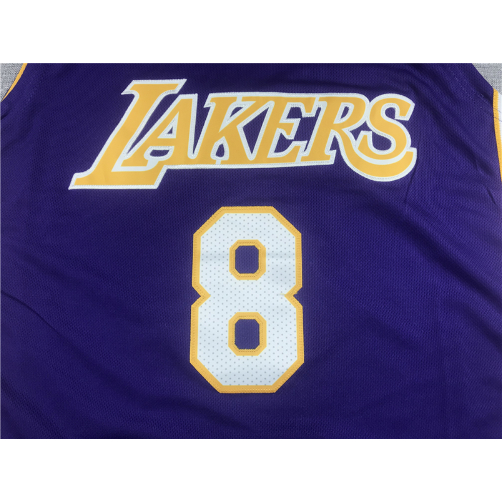 Kép 3/3 - Kobe BRYANT 2000-01 lila The Finals Los Angeles Lakers mez #8