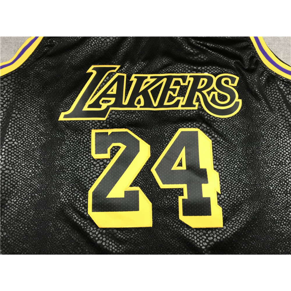 Kép 3/3 - Kobe BRYANT 2017-18 City Edition Los Angeles Lakers mez #24
