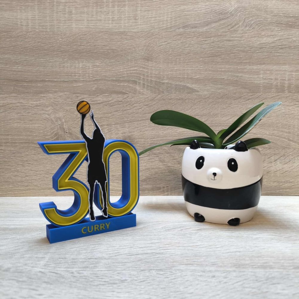 Kép 5/5 - Stephen CURRY Legendary Motion Szobor