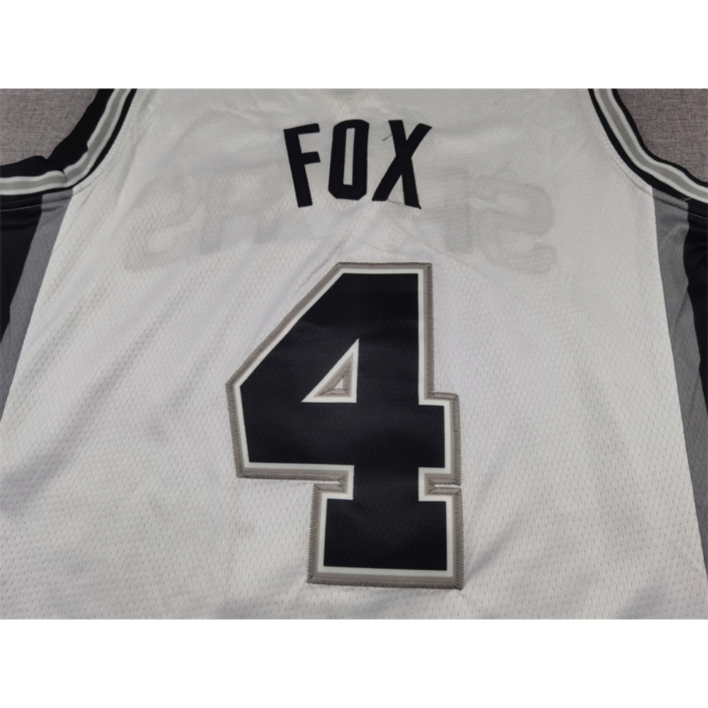 Kép 4/4 - De'Aaron FOX fehér Spurs mez
