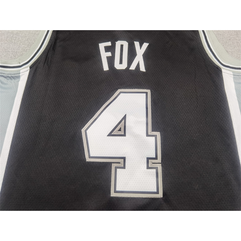 Kép 3/4 - De'Aaron FOX fekete Spurs mez