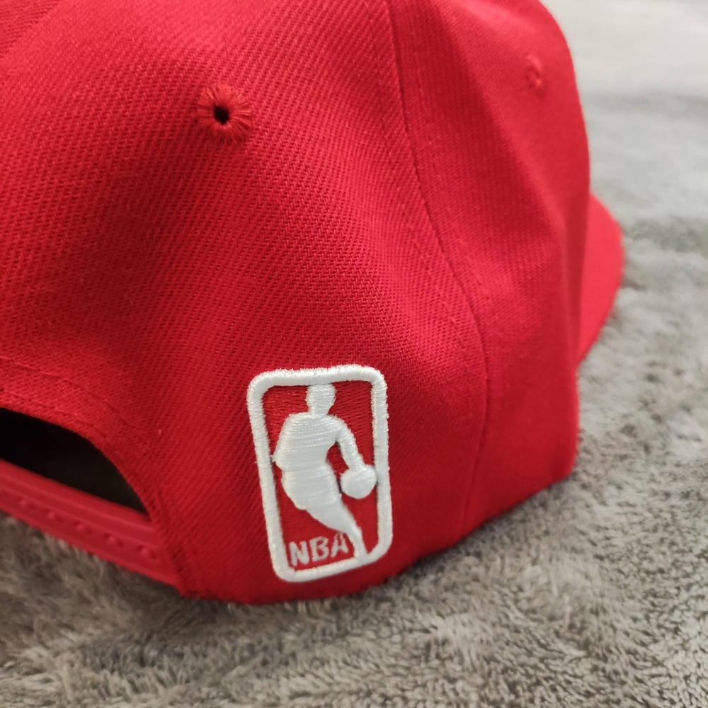 Kép 6/6 - Chicago BULLS piros Snapback