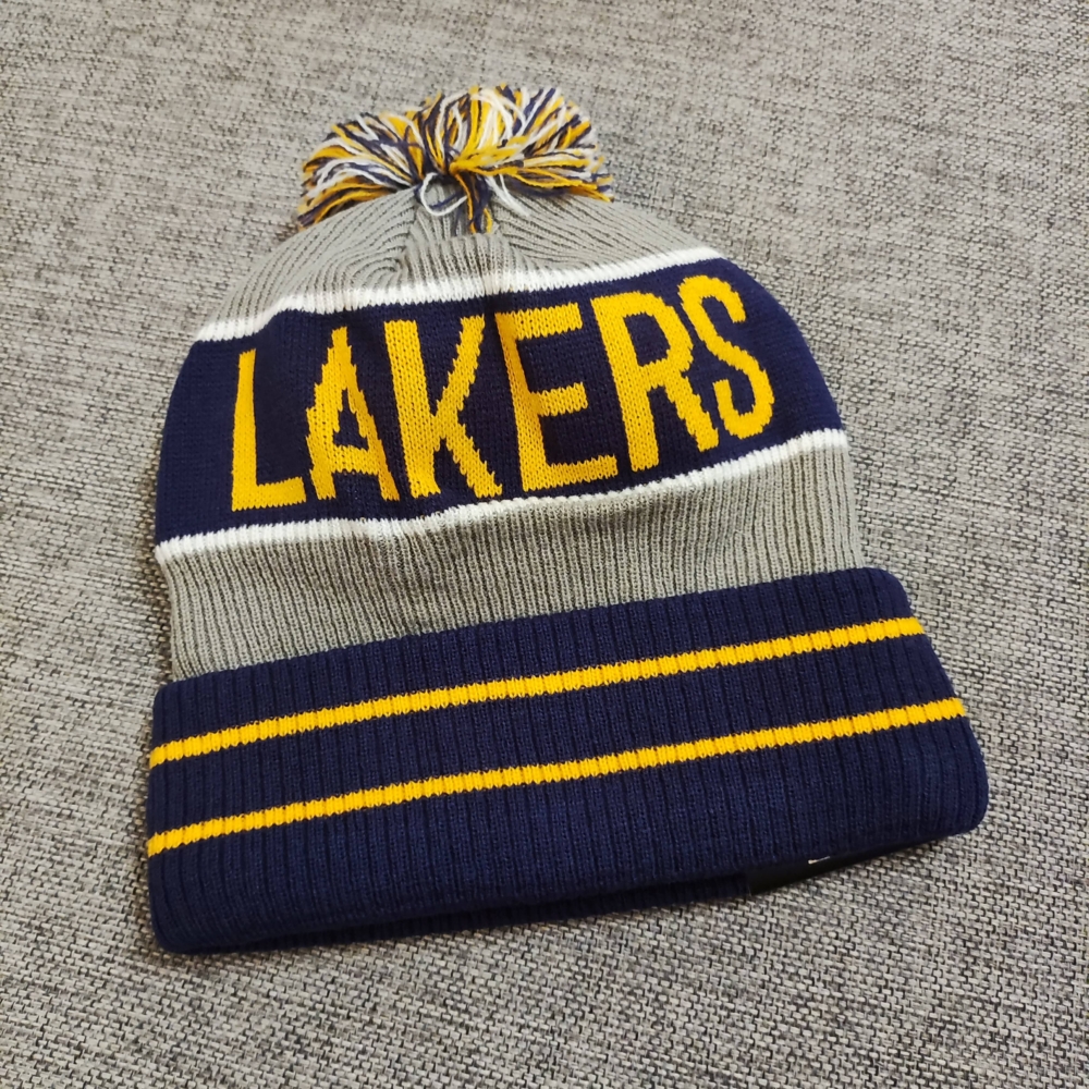 Kép 3/4 - Los Angeles Lakers téli sapka