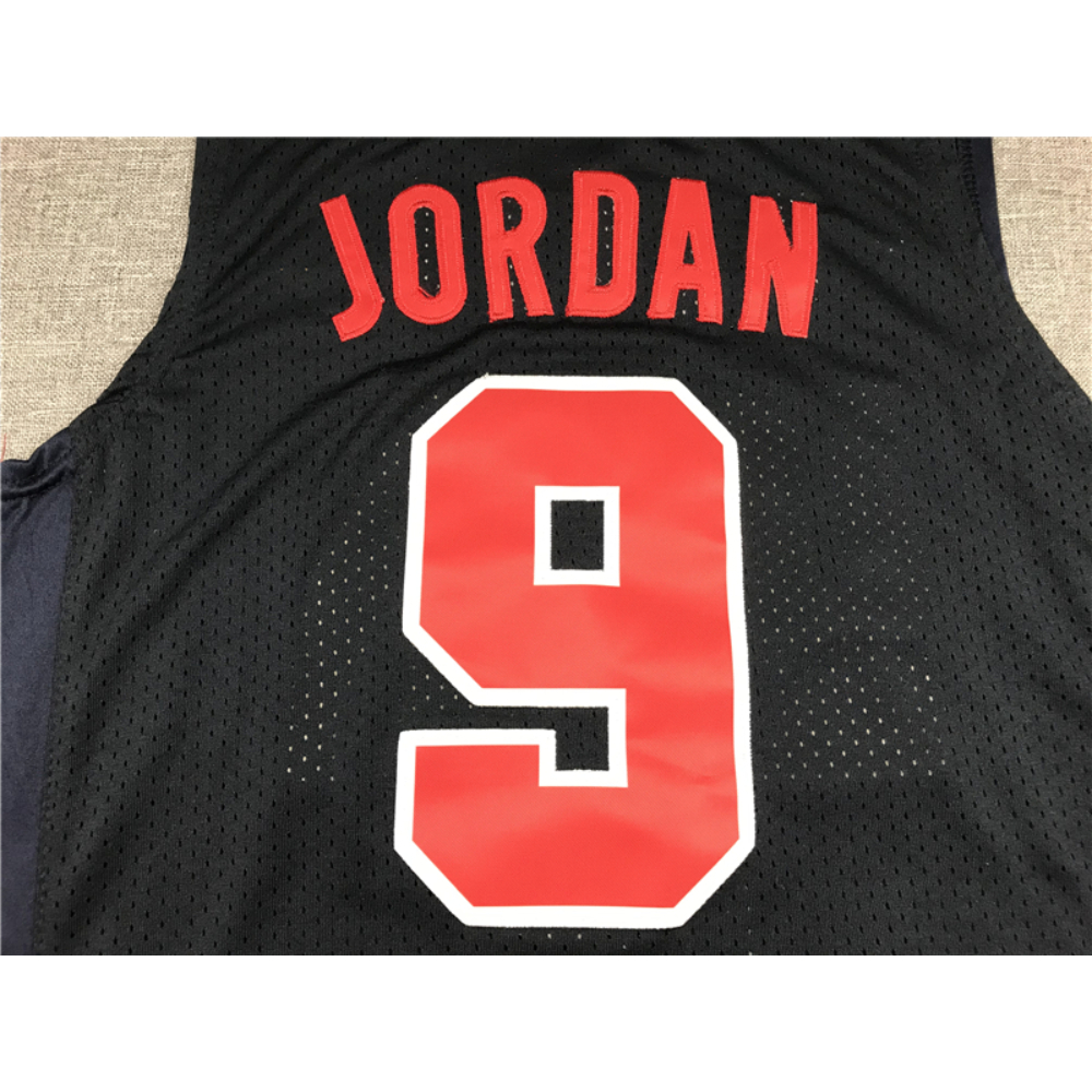 Kép 3/4 - Michael JORDAN sötét USA mez (KÉSZLETEN)