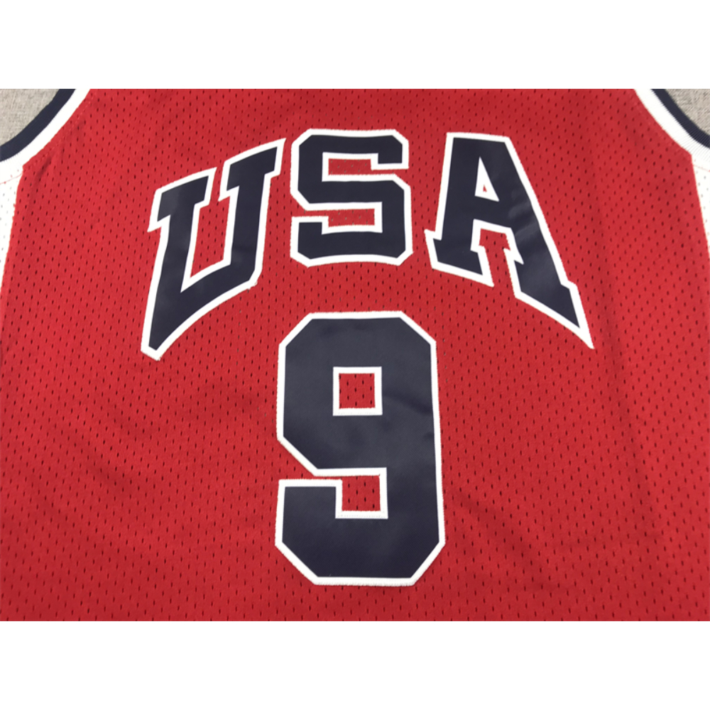 Kép 4/4 - Michael JORDAN piros 1984 USA vintage mez