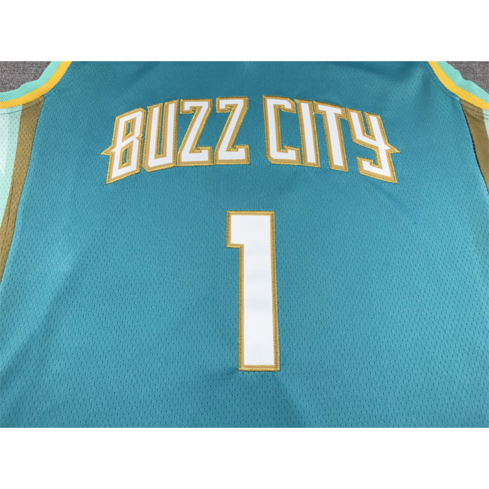 Kép 3/4 - LaMelo Ball 2023 City Edition Hornets mez