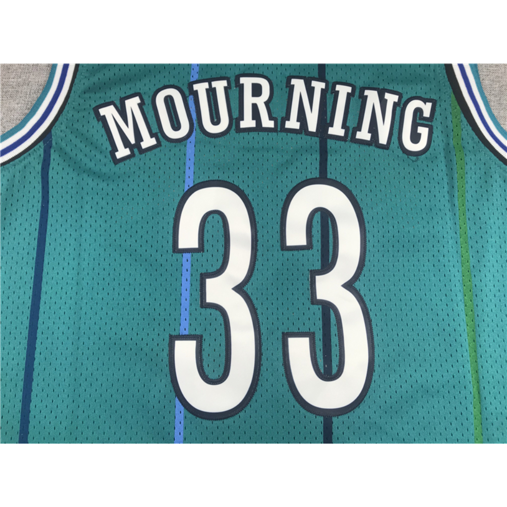 Kép 3/3 - Alonzo MOURNING classic Charlotte Hornets mez
