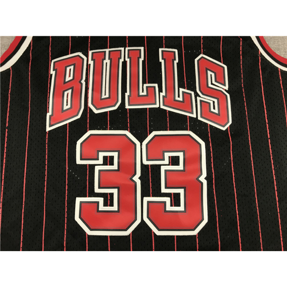 Kép 3/3 - Scottie PIPPEN alternate Chicago Bulls vintage mez