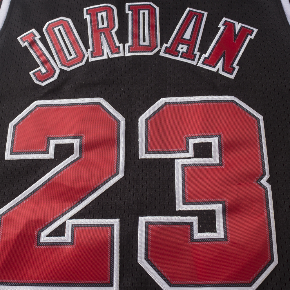 Kép 3/3 - Michael JORDAN fekete Chicago Bulls vintage mez (KÉSZLETEN)