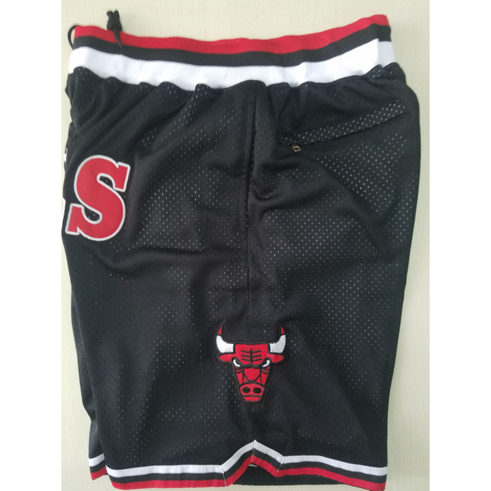 Kép 5/5 - Chicago Bulls Classic fekete Just Don zsebes kosaras rövidnadrág