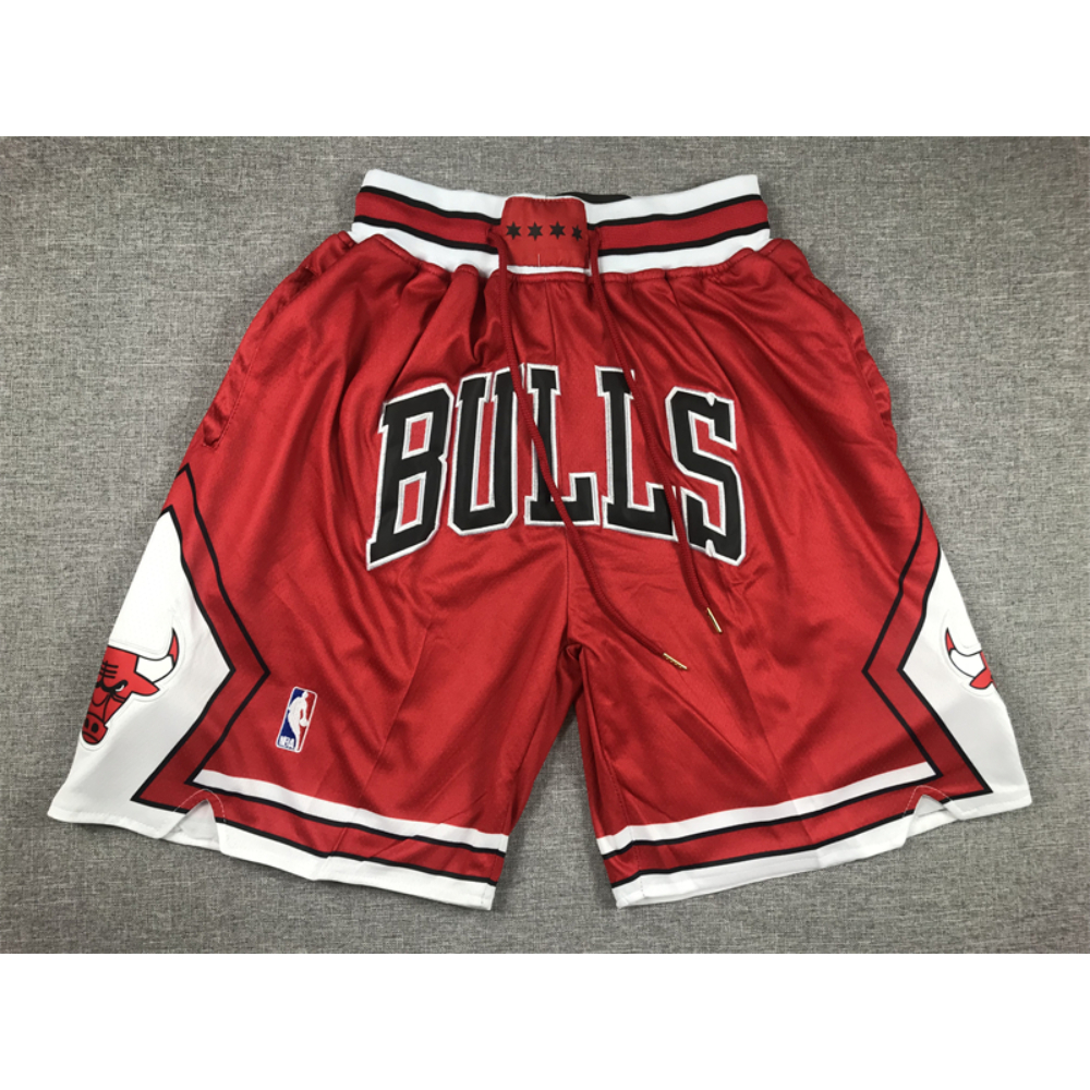 Kép 1/5 - Bulls piros Just Don zsebes rövidnadrág