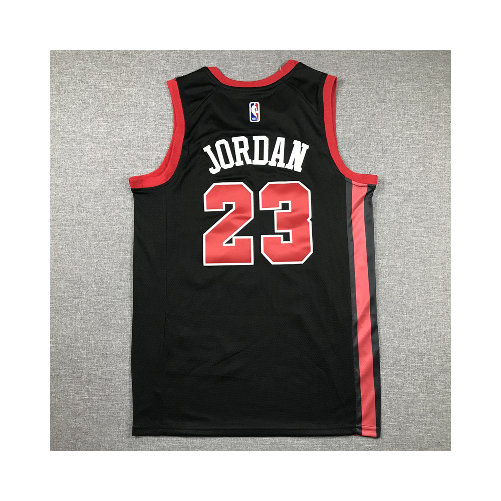 Kép 2/4 - Michael J0RDAN 2023 City Edition Bulls mez