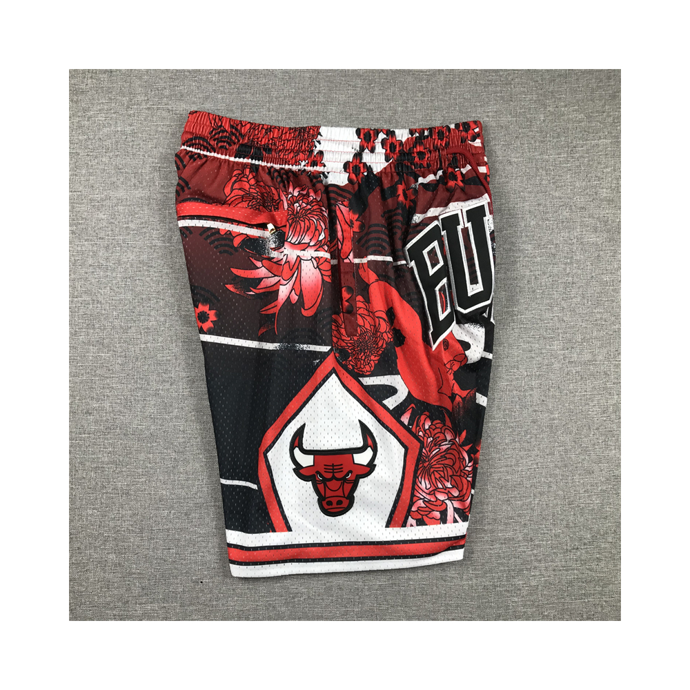 Kép 4/5 - Chicago Bulls Year of the Rabbit zsebes rövidnadrág