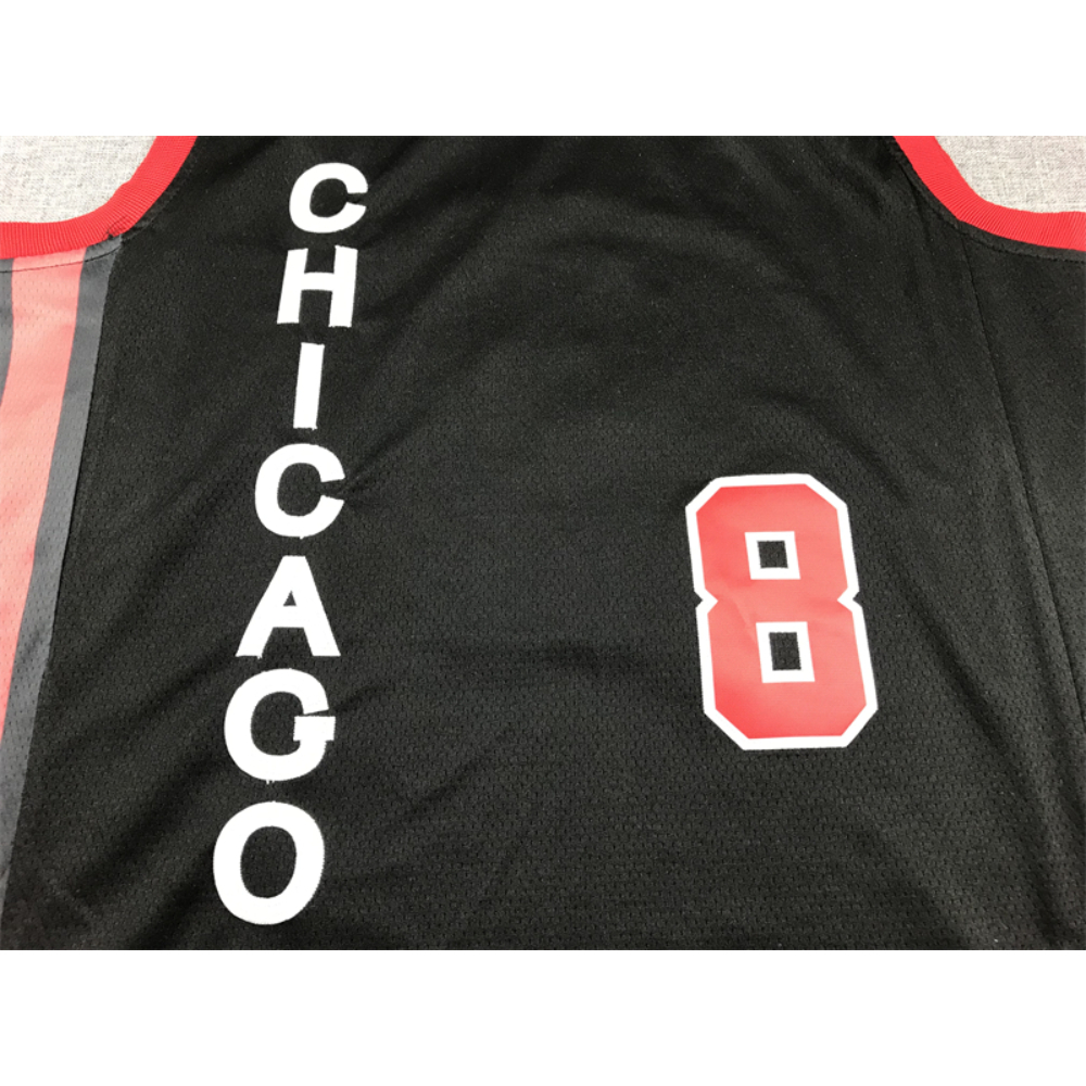Kép 4/4 - Zach LAVINE 2023 City Edition Chicago mez