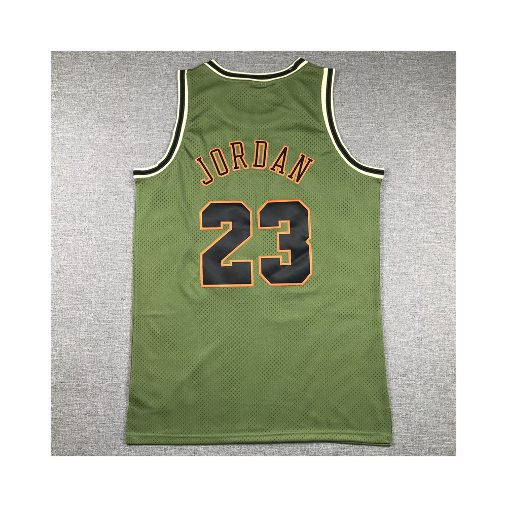 Kép 2/4 - Michael JORDAN Army Green Bulls vintage mez
