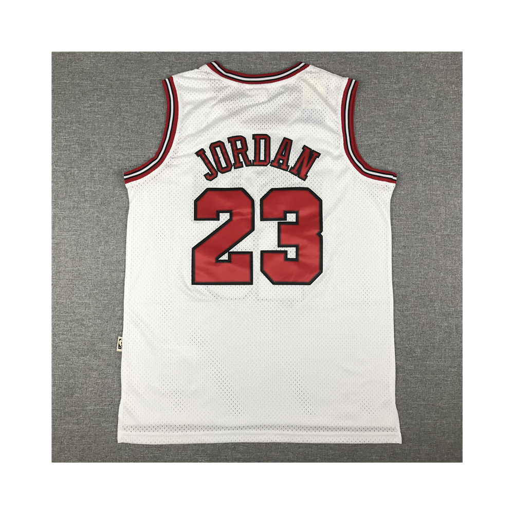 Kép 2/3 - Michael JORDAN fehér Chicago Bulls vintage mez