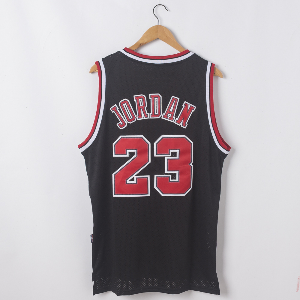 Kép 2/3 - Michael JORDAN fekete Chicago Bulls vintage mez (KÉSZLETEN)