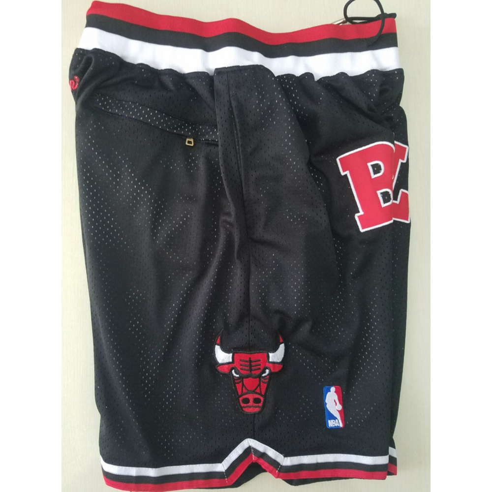 Kép 4/5 - Chicago Bulls Classic fekete Just Don zsebes kosaras rövidnadrág