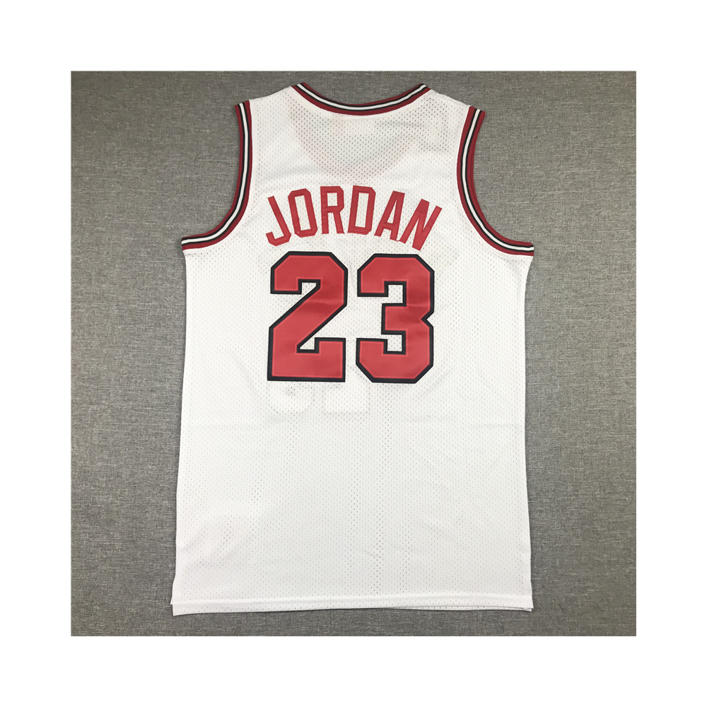 Kép 2/3 - Michael JORDAN fehér 84-85 Rookie Chicago Bulls vintage mez