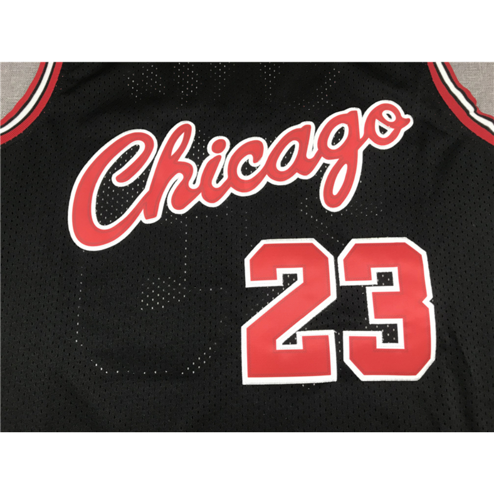 Kép 3/3 - Michael JORDAN Fekete Chicago Bulls vintage mez