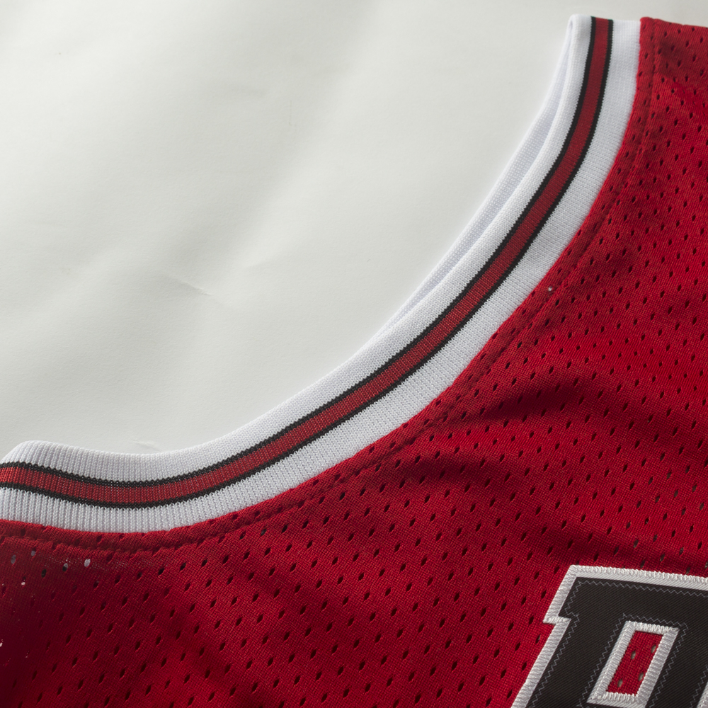 Kép 3/5 - Michael JORDAN piros Chicago Bulls vintage mez