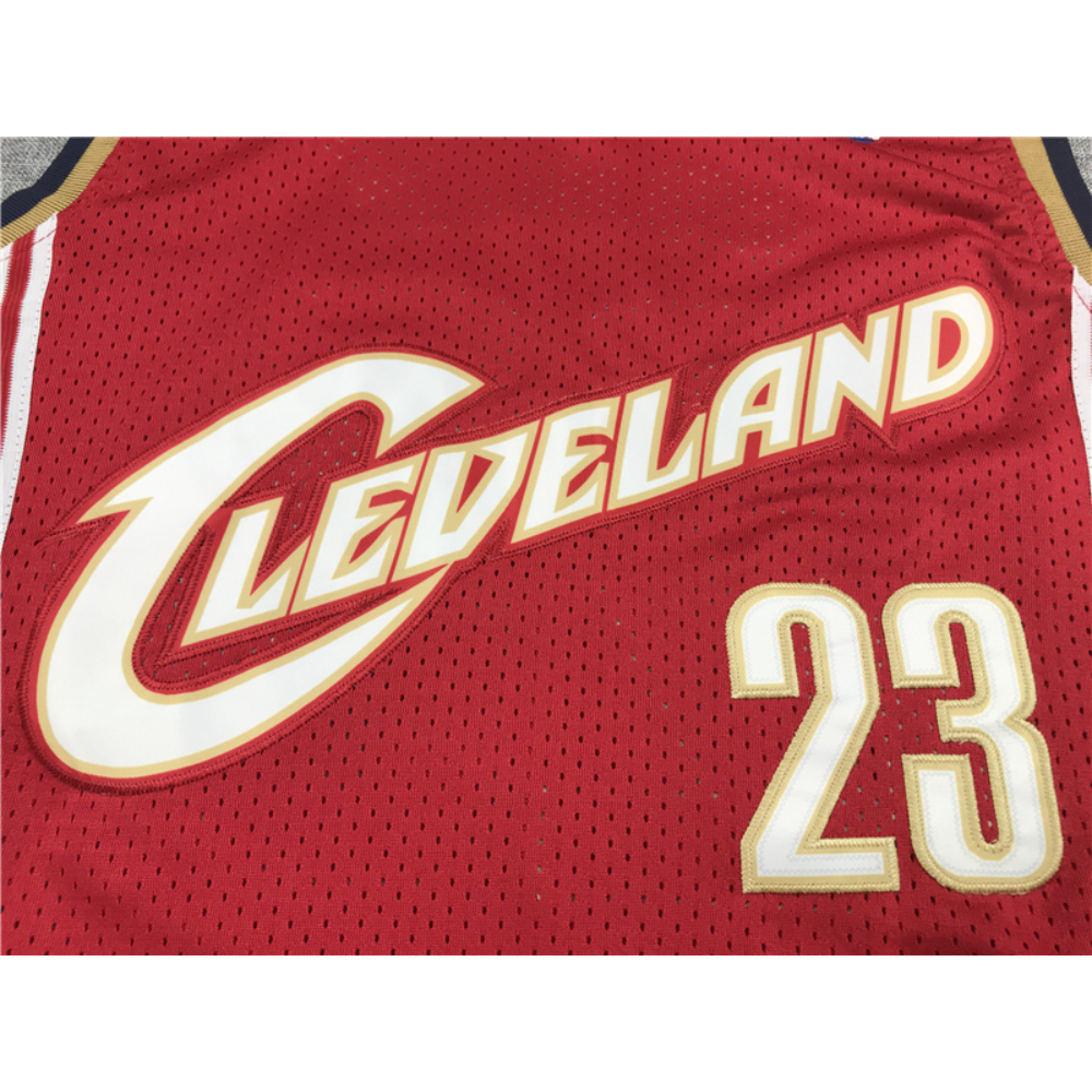 Kép 3/4 - Lebron JAMES bordó Cleveland vintage mez