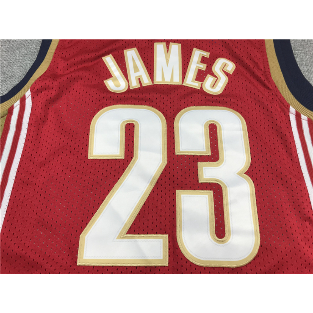 Kép 4/4 - Lebron JAMES bordó Cleveland vintage mez