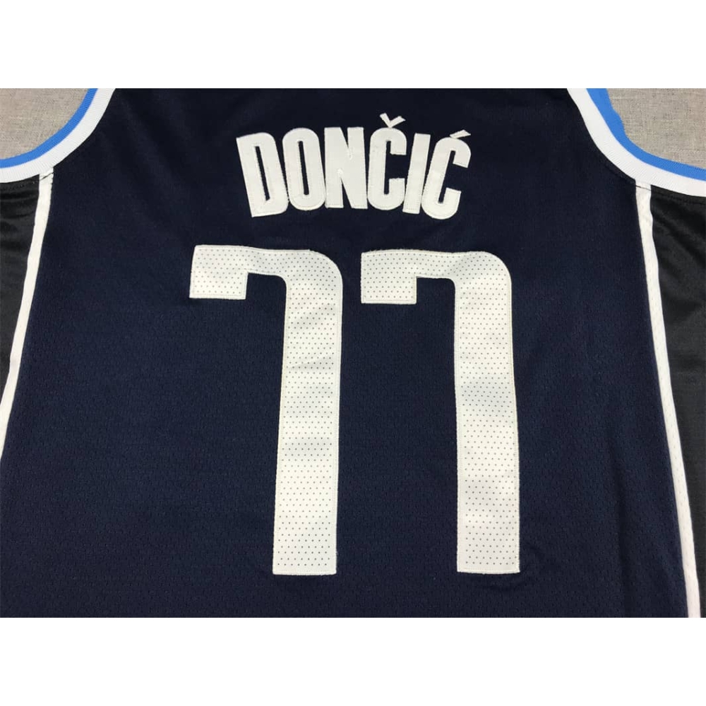 Kép 4/4 - Luka DONCIC Statement Edition Dallas Mavericks mez (KÉSZLETEN)