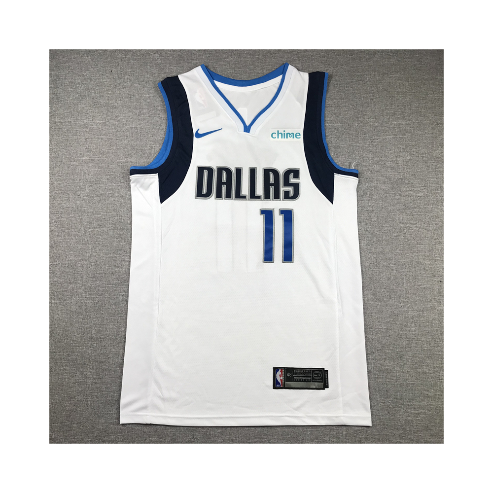 Kép 1/4 - Kyrie IRVING 2023 fehér Dallas Mavericks mez
