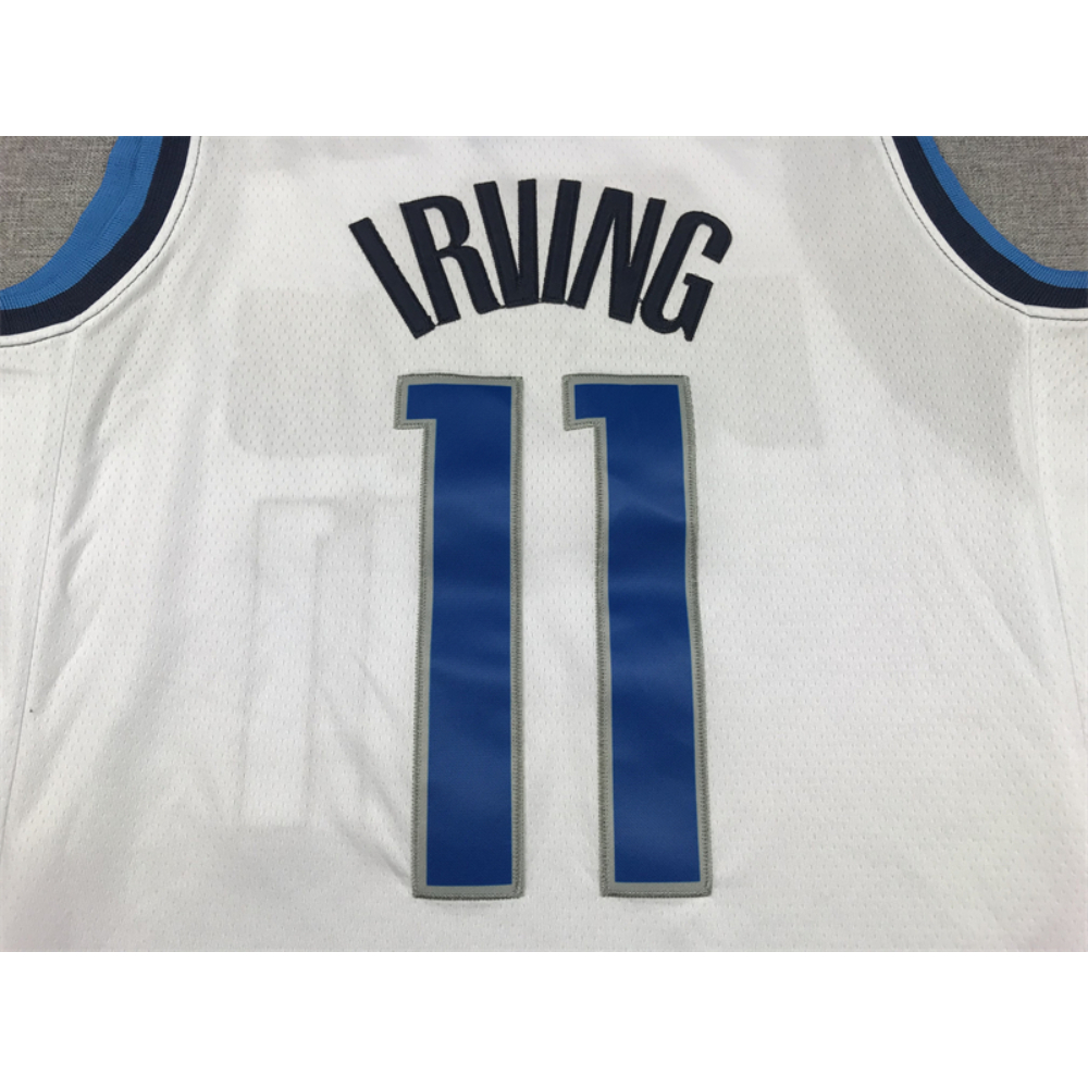 Kép 4/4 - Kyrie IRVING 2023 fehér Dallas Mavericks mez