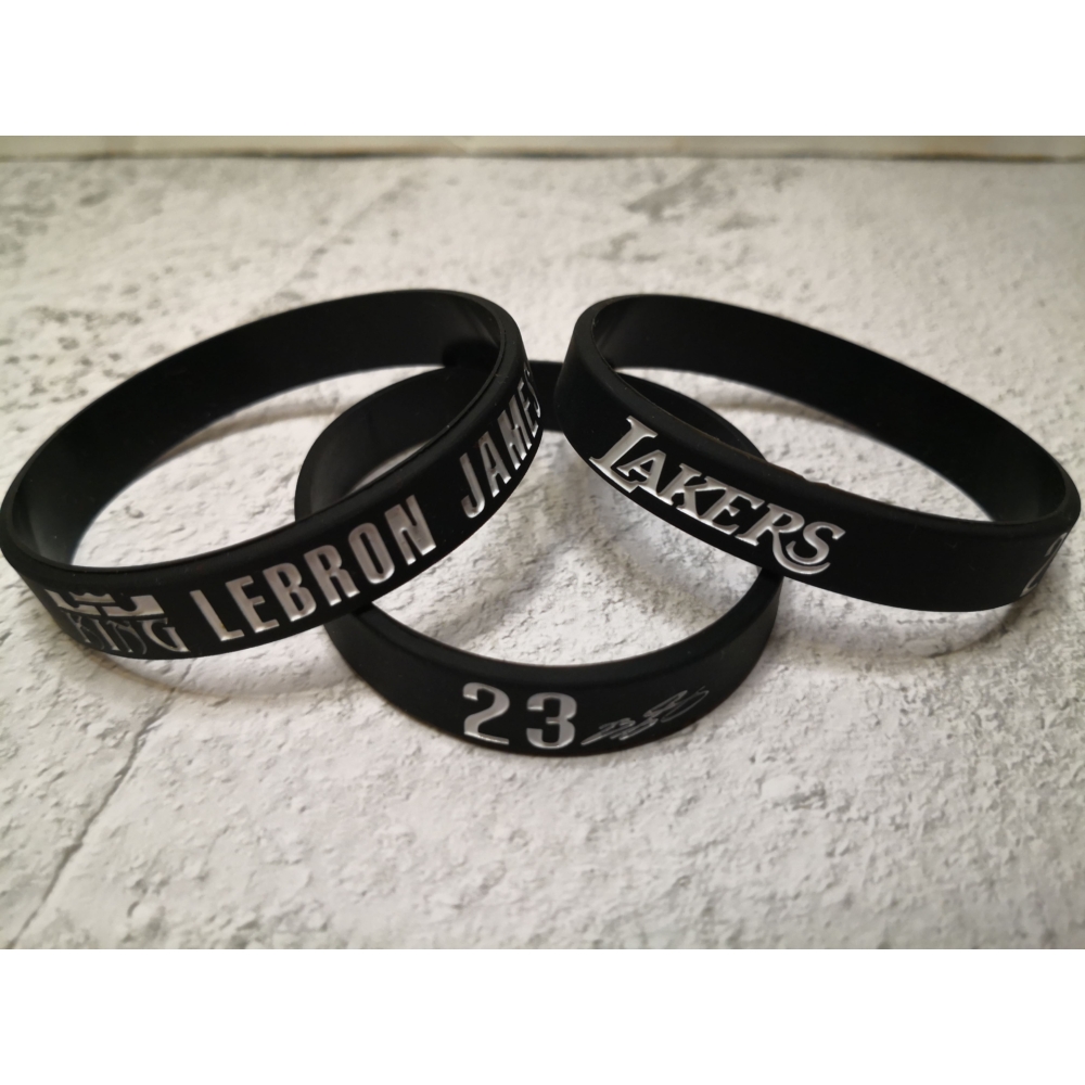 Kép 3/3 - Lebron JAMES #23 szilikon karkötő (több féle)