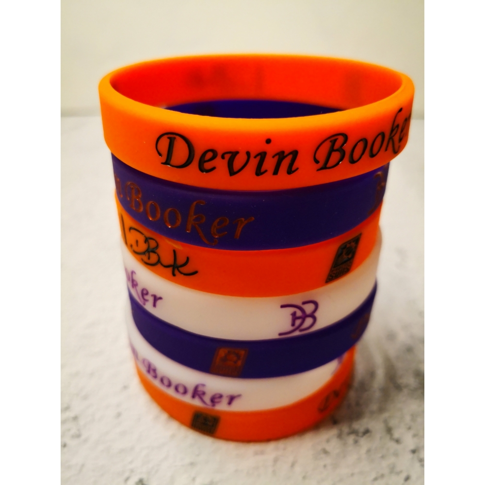 Kép 1/3 - Devin BOOKER szilikon karkötő (több féle)