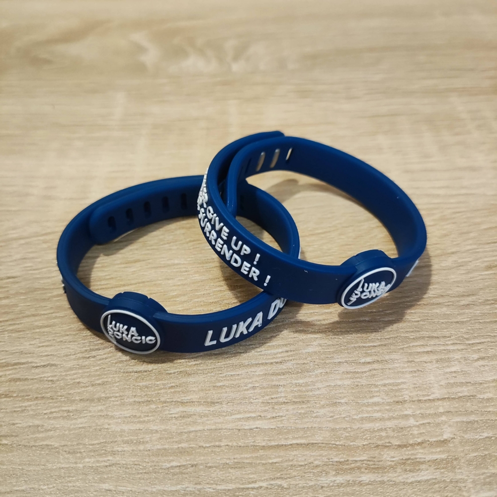 Kép 4/4 - Luka DONCIC összekapcsolható szilikon karkötő (állítható méret)
