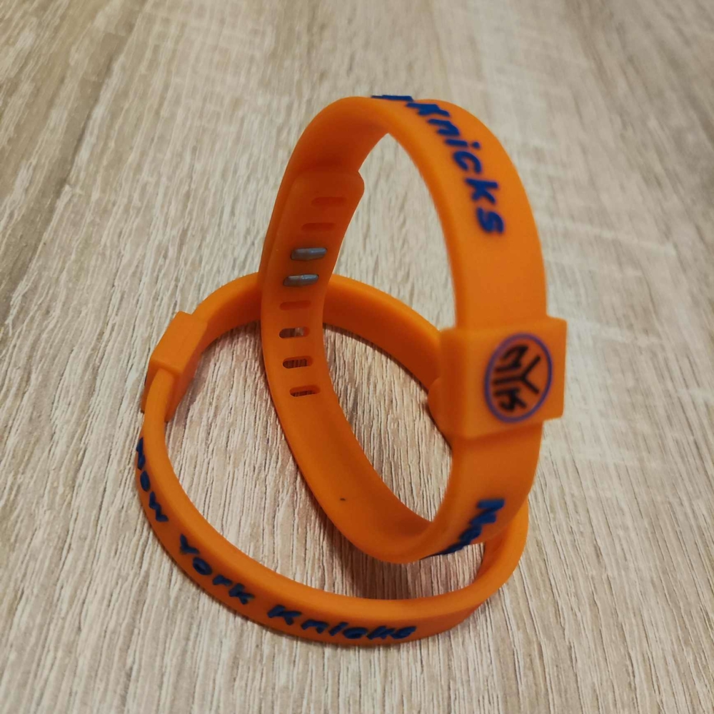 Kép 5/6 - NewYork KNICKS narancs szilikon karkötő (állítható méret)