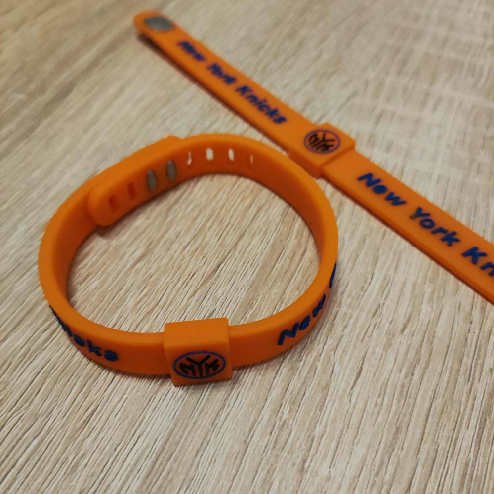 Kép 3/6 - NewYork KNICKS narancs szilikon karkötő (állítható méret)