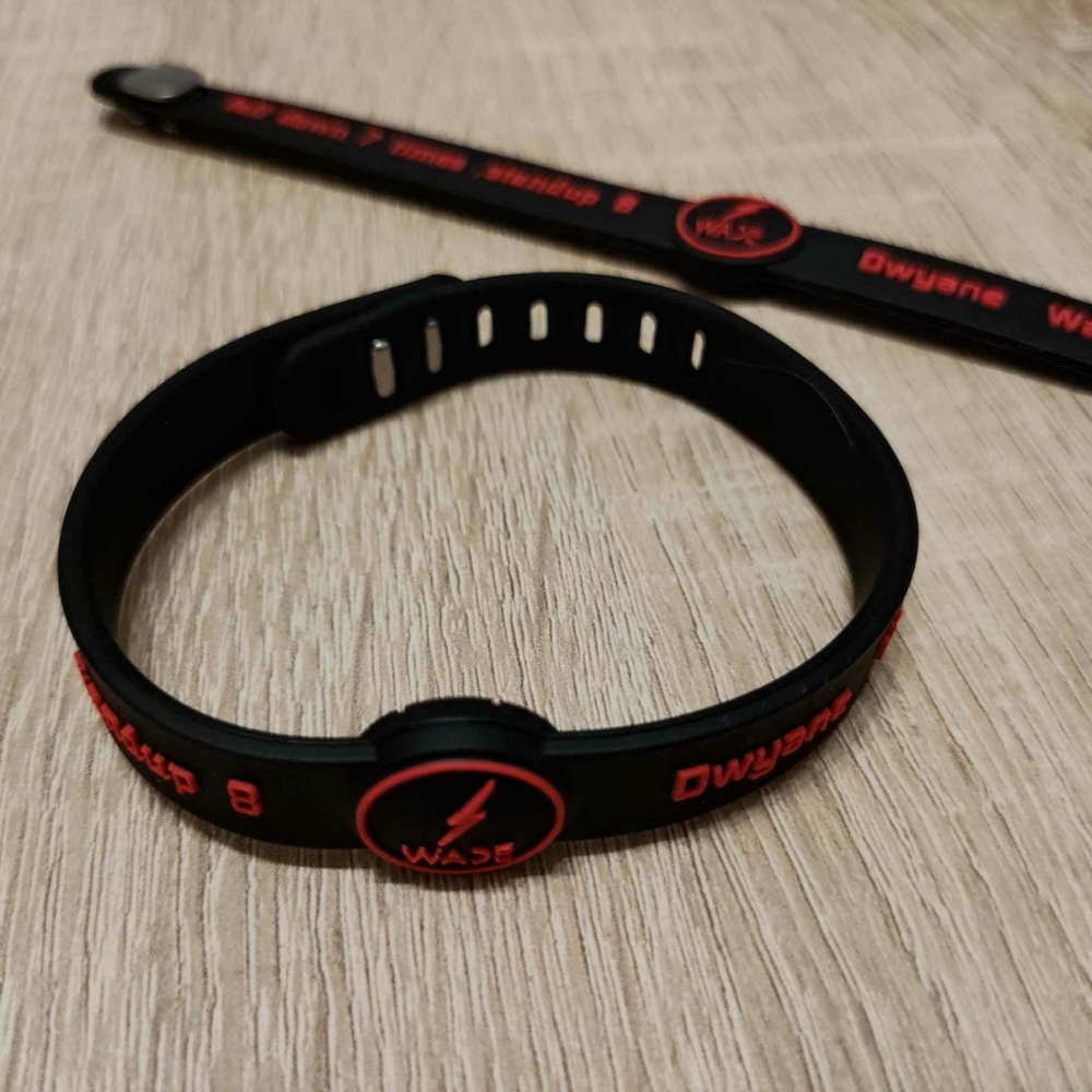 Kép 5/6 - Dwyane WADE összekapcsolható szilikon karkötő (állítható méret)