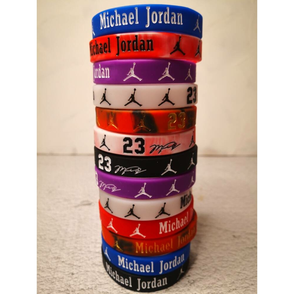 Kép 1/5 - Michael JORDAN szilikon karkötő (több féle)