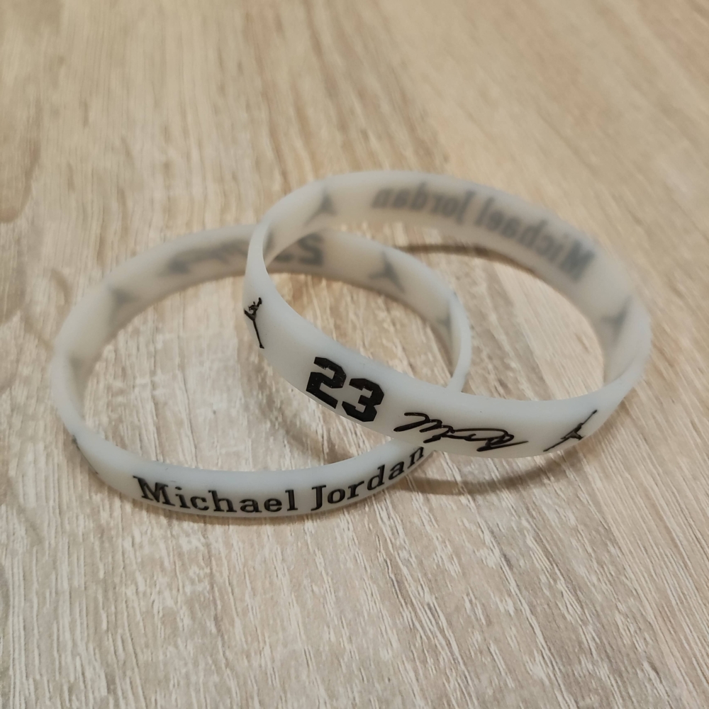 Kép 3/6 - Világítós szilikon karkötő (több féle)