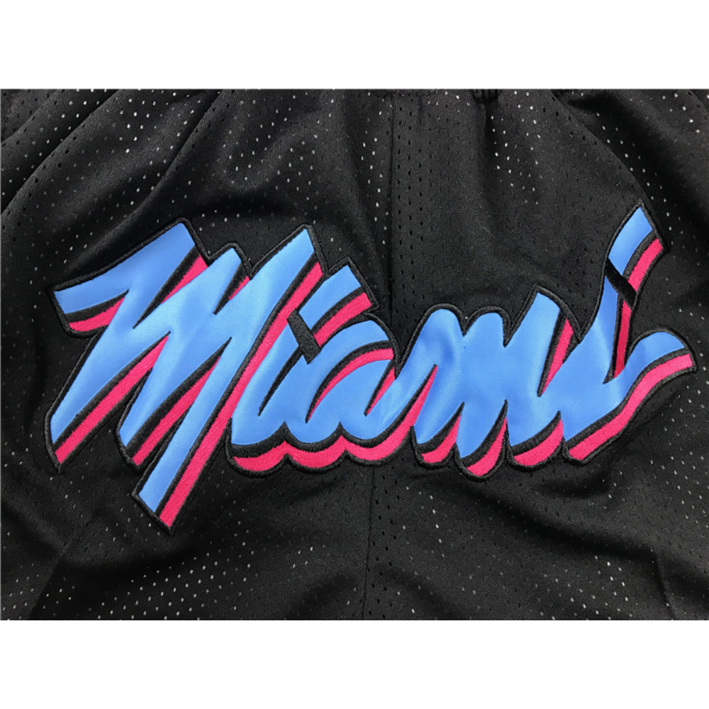 Kép 5/5 - Miami Heat Vice city Just Don zsebes rövidnadrág (KÉSZLETEN)