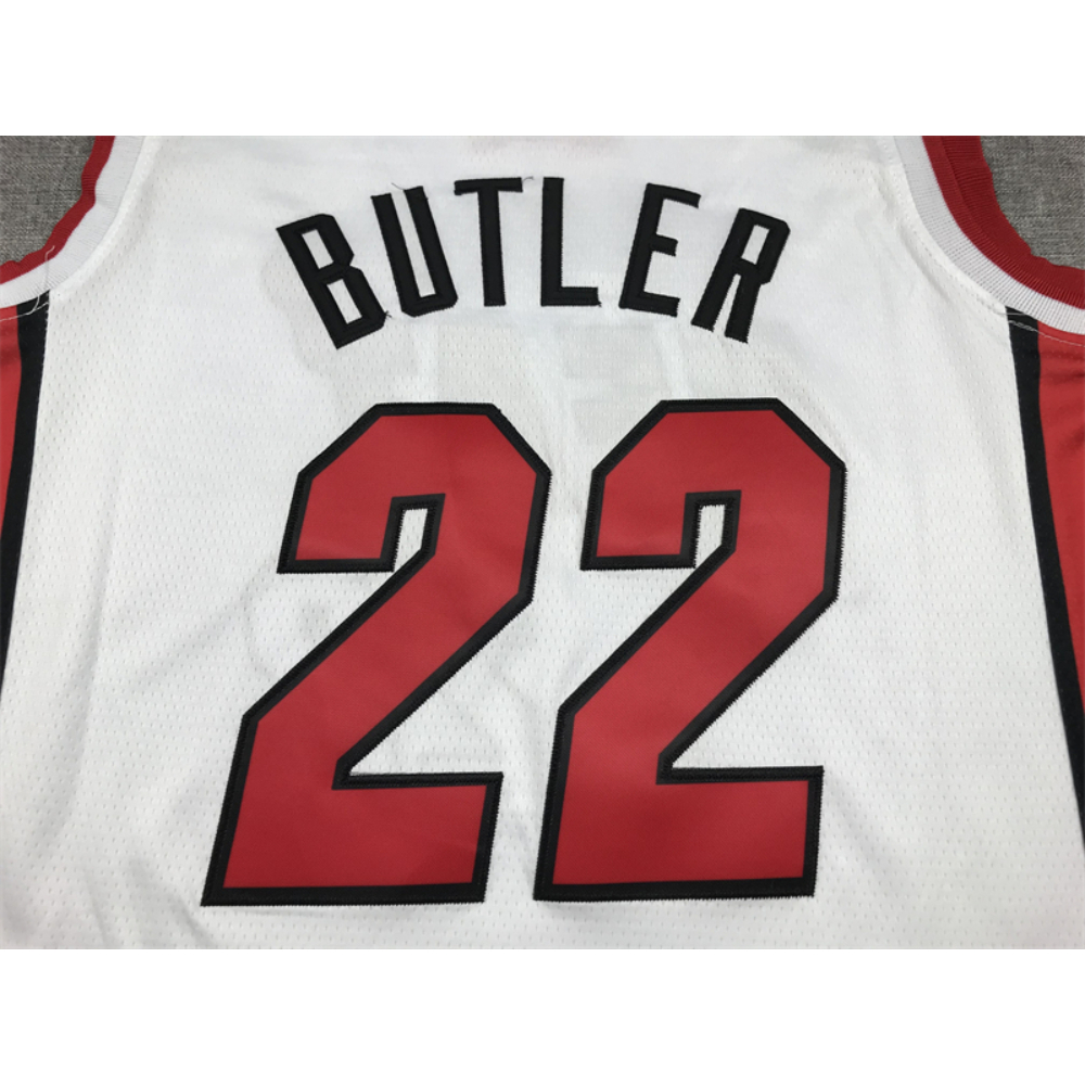 Kép 4/4 - Jimmy BUTLER 2022-23 fehér Miami Heat mez