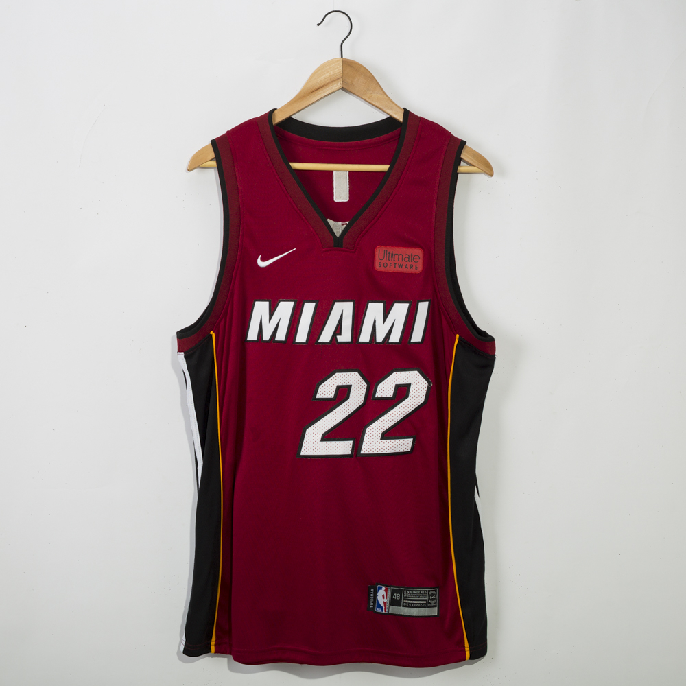 Kép 1/3 - Jimmy BUTLER Statement Edition Miami Heat mez