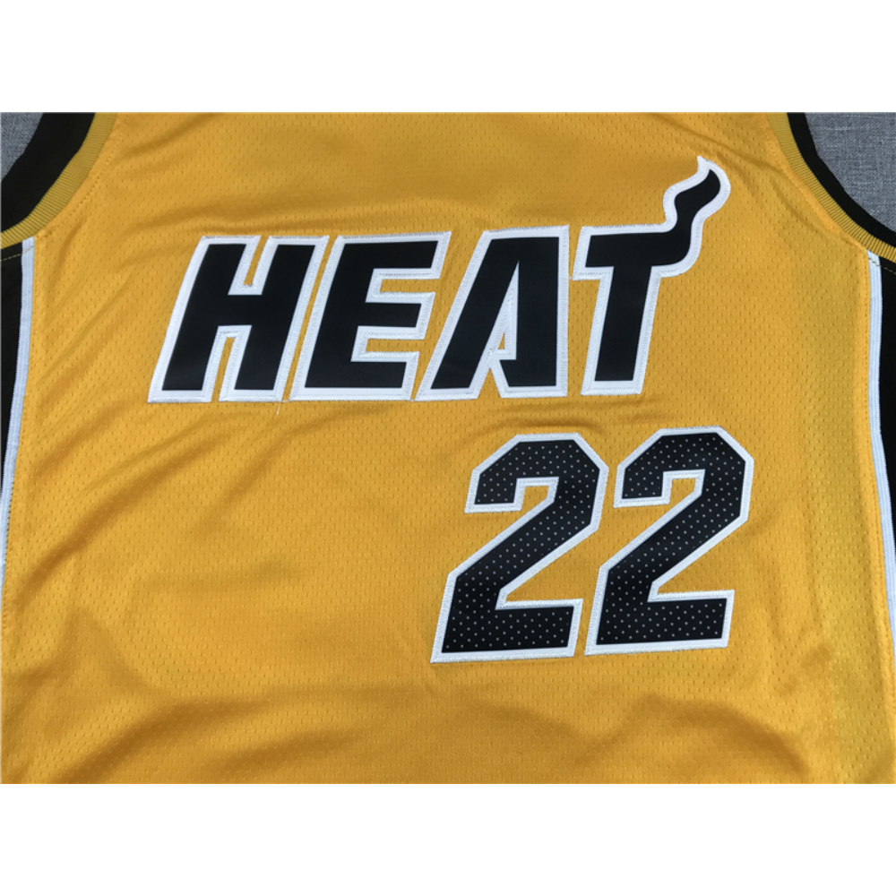 Kép 3/3 - Jimmy BUTLER Earned Edition Miami Heat mez